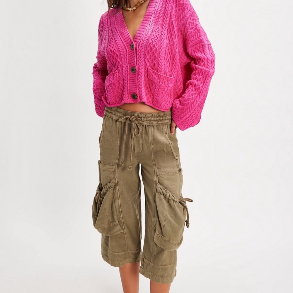 NWT Free People Washed Ashore Cardigan Pink Oversized Cable Knit Sz M - Picture 3 of 4